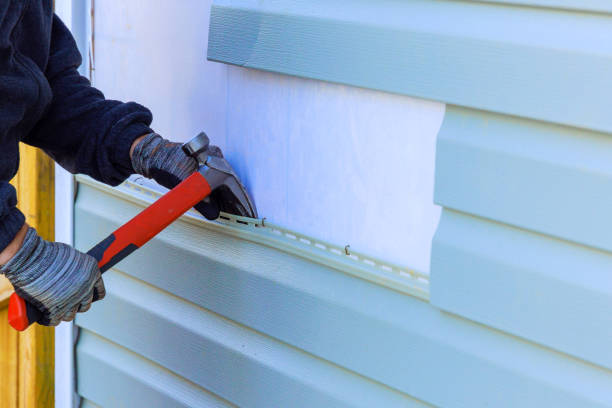 Reliable Siding Repair contractor in Leetsdale, PA by Creative Siding